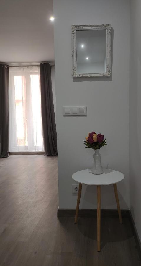 Apartamento Comarca De Haro Eksteriør bilde