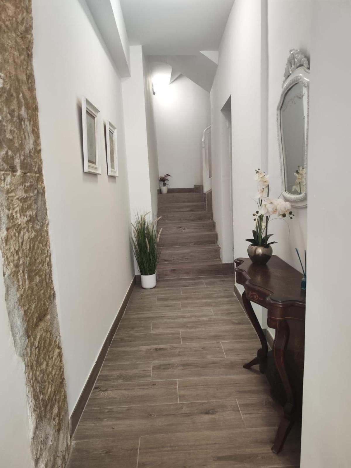 Apartamento Comarca De Haro Eksteriør bilde